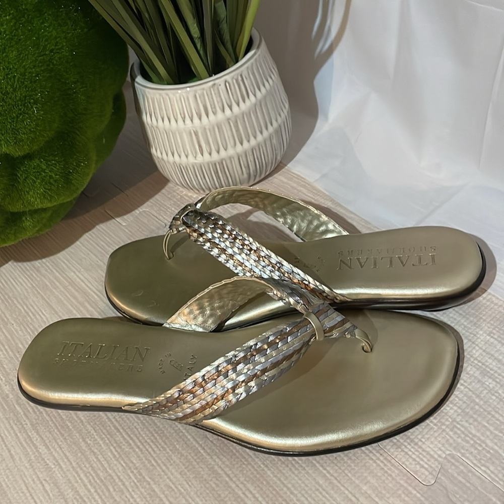 Women’s Gold Sandals ~ Made in Italy - Picture 5 of 6
